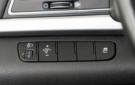 Hyundai Elantra VI рестайлинг, 2018 год, 1 790 000 рублей, 14 фотография