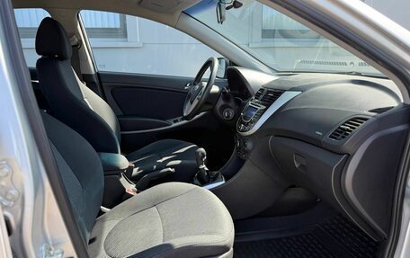 Hyundai Solaris II рестайлинг, 2014 год, 900 000 рублей, 12 фотография