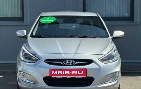 Hyundai Solaris II рестайлинг, 2014 год, 900 000 рублей, 2 фотография