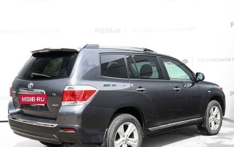 Toyota Highlander III, 2013 год, 2 137 000 рублей, 5 фотография