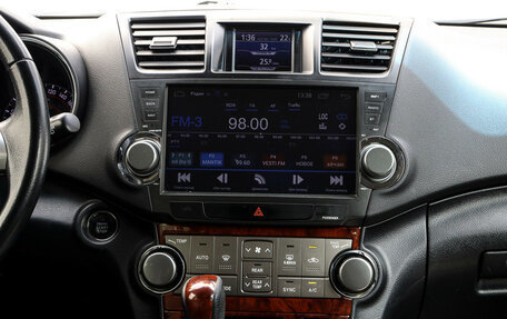 Toyota Highlander III, 2013 год, 2 137 000 рублей, 12 фотография