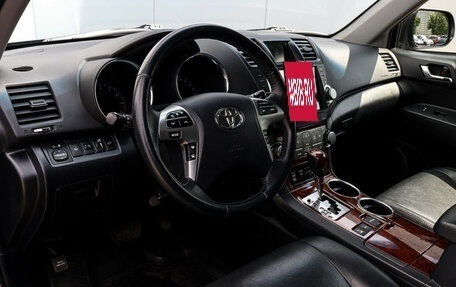 Toyota Highlander III, 2013 год, 2 137 000 рублей, 14 фотография