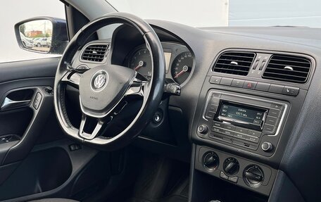 Volkswagen Polo VI (EU Market), 2016 год, 882 600 рублей, 16 фотография