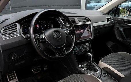 Volkswagen Tiguan II, 2019 год, 2 190 000 рублей, 15 фотография