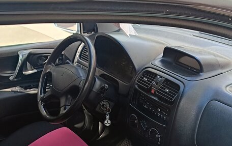 Mitsubishi Space Star I рестайлинг, 2003 год, 199 000 рублей, 4 фотография
