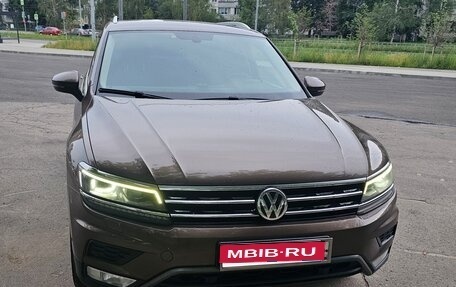 Volkswagen Tiguan II, 2017 год, 2 349 000 рублей, 1 фотография