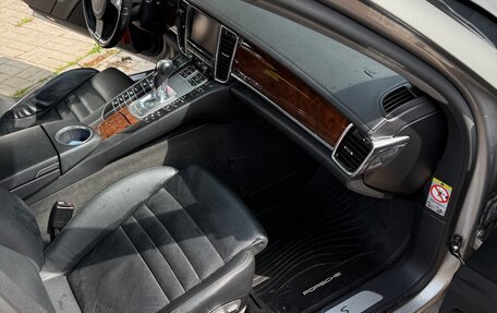Porsche Panamera II рестайлинг, 2009 год, 1 850 000 рублей, 16 фотография