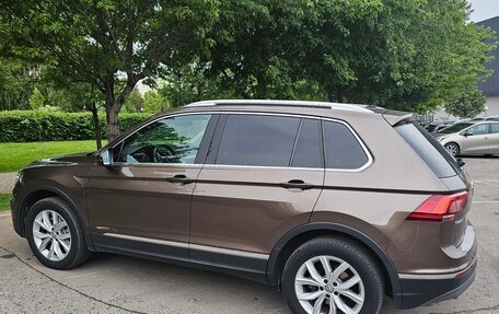 Volkswagen Tiguan II, 2017 год, 2 349 000 рублей, 3 фотография