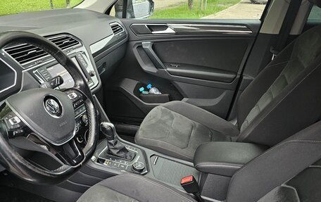 Volkswagen Tiguan II, 2017 год, 2 349 000 рублей, 5 фотография