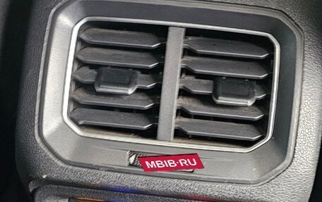 Volkswagen Tiguan II, 2017 год, 2 349 000 рублей, 11 фотография