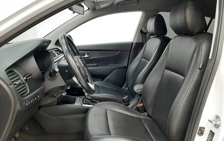KIA Rio IV, 2020 год, 1 690 000 рублей, 10 фотография