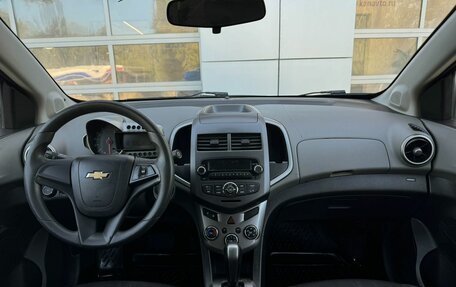 Chevrolet Aveo III, 2013 год, 677 400 рублей, 7 фотография