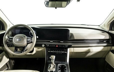 KIA Carnival, 2021 год, 3 650 000 рублей, 13 фотография