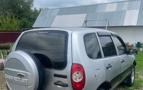 Chevrolet Niva I рестайлинг, 2004 год, 250 000 рублей, 4 фотография