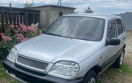 Chevrolet Niva I рестайлинг, 2004 год, 250 000 рублей, 2 фотография
