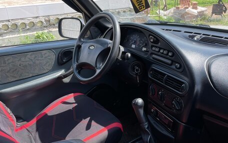 Chevrolet Niva I рестайлинг, 2004 год, 250 000 рублей, 7 фотография
