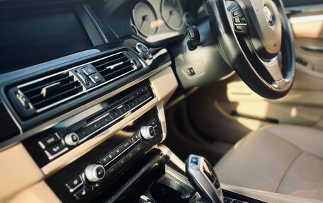 BMW 5 серия, 2013 год, 2 100 000 рублей, 19 фотография