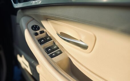 BMW 5 серия, 2013 год, 2 100 000 рублей, 16 фотография