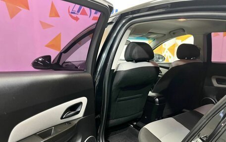 Chevrolet Cruze II, 2014 год, 820 000 рублей, 24 фотография