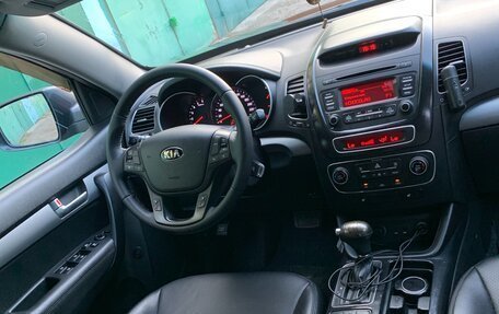 KIA Sorento II рестайлинг, 2013 год, 1 800 000 рублей, 12 фотография