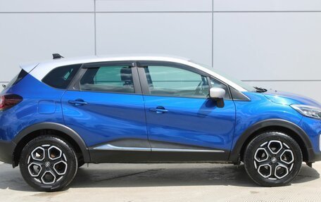 Renault Kaptur I рестайлинг, 2021 год, 1 790 000 рублей, 5 фотография