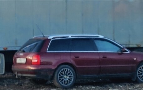 Audi A4, 1999 год, 470 000 рублей, 11 фотография