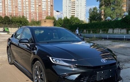 Toyota Camry, 2025 год, 4 550 000 рублей, 3 фотография