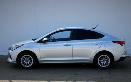 Hyundai Solaris II рестайлинг, 2021 год, 1 475 000 рублей, 4 фотография
