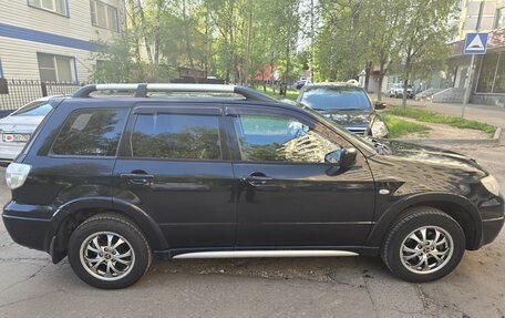 Mitsubishi Outlander III рестайлинг 3, 2007 год, 650 000 рублей, 6 фотография