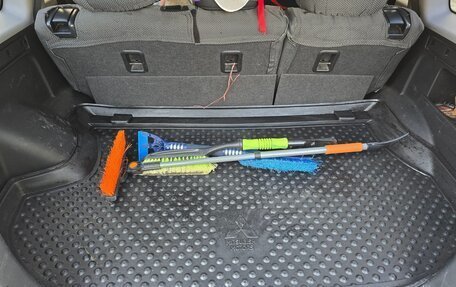 Mitsubishi Outlander III рестайлинг 3, 2007 год, 650 000 рублей, 10 фотография