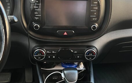 KIA Soul III, 2020 год, 2 000 000 рублей, 5 фотография