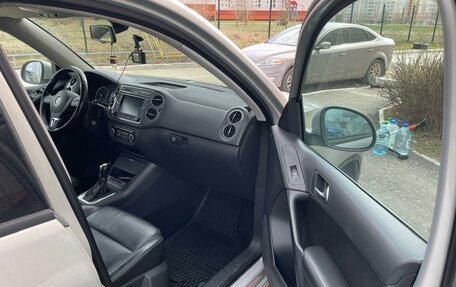 Volkswagen Tiguan I, 2011 год, 915 000 рублей, 9 фотография