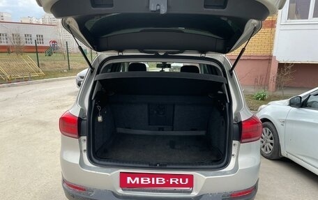 Volkswagen Tiguan I, 2011 год, 915 000 рублей, 2 фотография