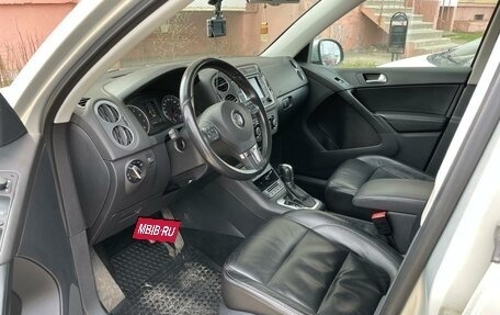 Volkswagen Tiguan I, 2011 год, 915 000 рублей, 5 фотография