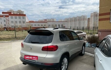 Volkswagen Tiguan I, 2011 год, 915 000 рублей, 3 фотография