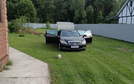 Mercedes-Benz S-Класс, 2010 год, 1 999 999 рублей, 5 фотография