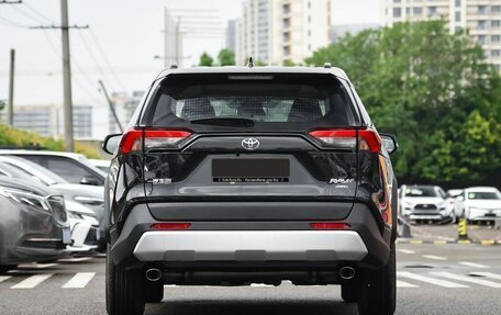 Toyota RAV4, 2025 год, 3 595 000 рублей, 2 фотография