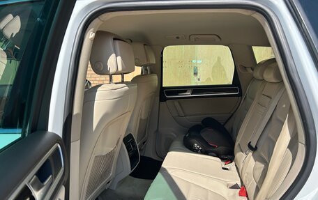 Volkswagen Touareg III, 2014 год, 2 950 000 рублей, 10 фотография