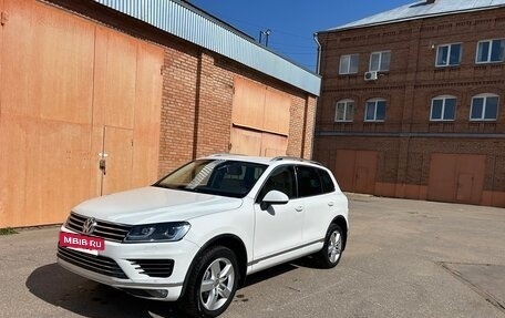 Volkswagen Touareg III, 2014 год, 2 950 000 рублей, 2 фотография