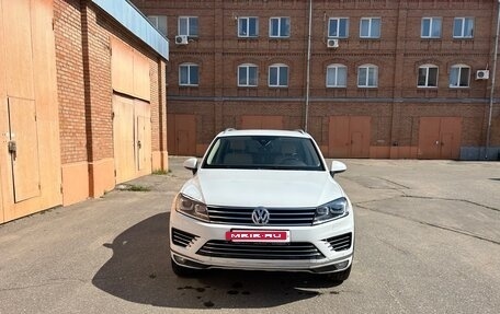 Volkswagen Touareg III, 2014 год, 2 950 000 рублей, 3 фотография
