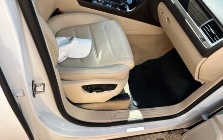 Volkswagen Touareg III, 2014 год, 2 950 000 рублей, 17 фотография