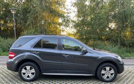 Mercedes-Benz M-Класс, 2011 год, 1 790 000 рублей, 4 фотография