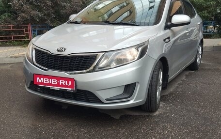 KIA Rio III рестайлинг, 2011 год, 799 000 рублей, 3 фотография