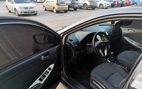 Hyundai Solaris II рестайлинг, 2011 год, 950 000 рублей, 14 фотография