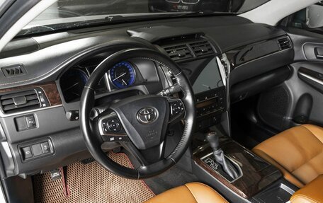 Toyota Camry, 2017 год, 2 254 720 рублей, 3 фотография