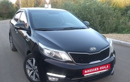 KIA Rio III рестайлинг, 2016 год, 1 099 000 рублей, 4 фотография
