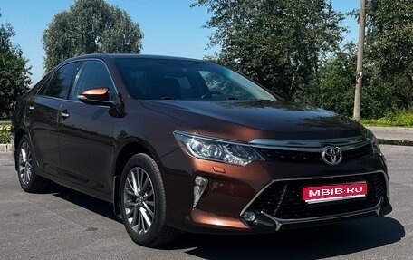Toyota Camry, 2017 год, 2 450 000 рублей, 1 фотография