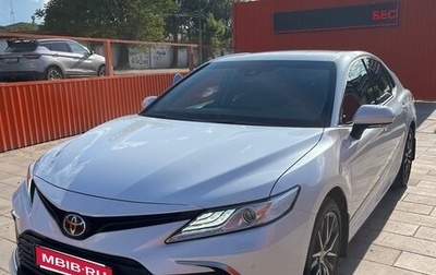 Toyota Camry, 2021 год, 4 000 000 рублей, 1 фотография
