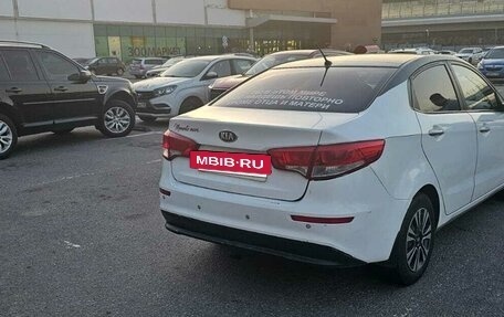 KIA Rio III рестайлинг, 2015 год, 530 000 рублей, 4 фотография