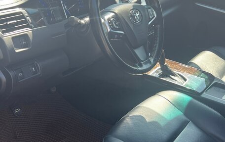 Toyota Camry, 2017 год, 2 450 000 рублей, 8 фотография